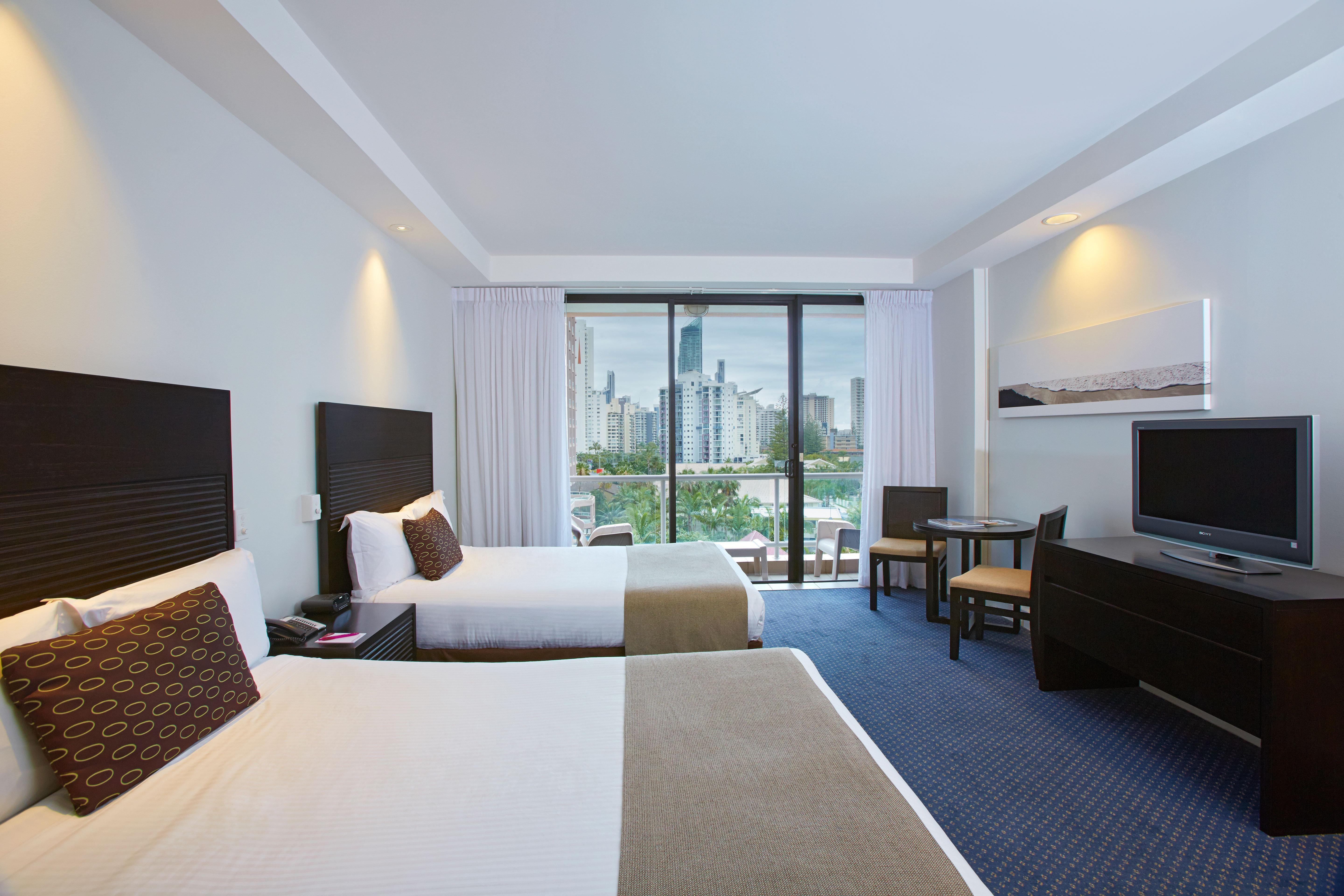 Crowne Plaza Surfers Paradise By Ihg Gold Coast Exterior photo