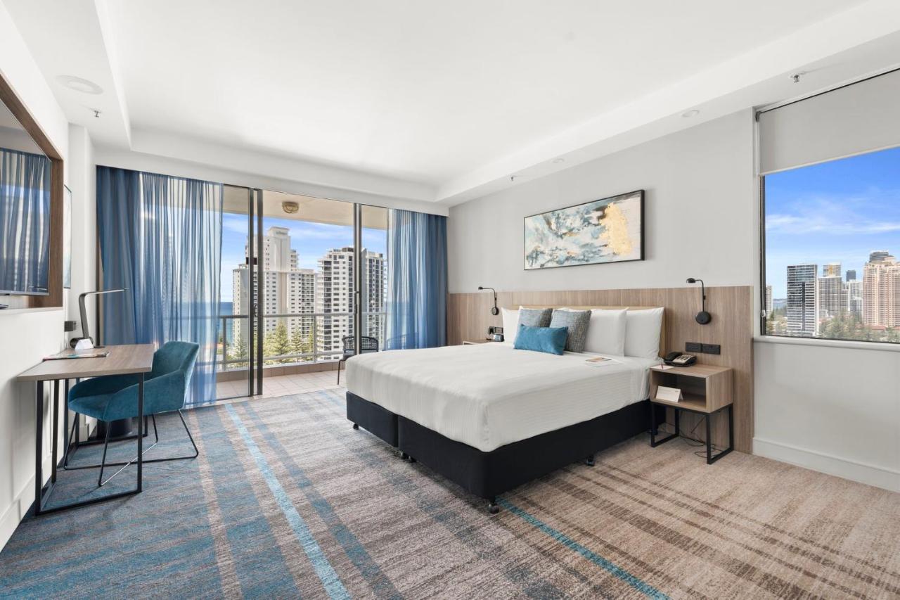 Crowne Plaza Surfers Paradise By Ihg Gold Coast Exterior photo