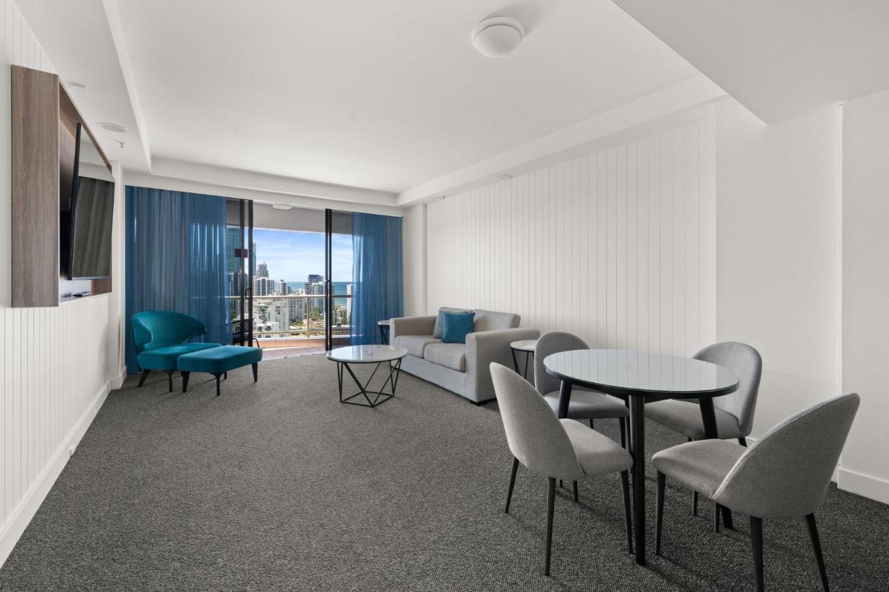 Crowne Plaza Surfers Paradise By Ihg Gold Coast Exterior photo