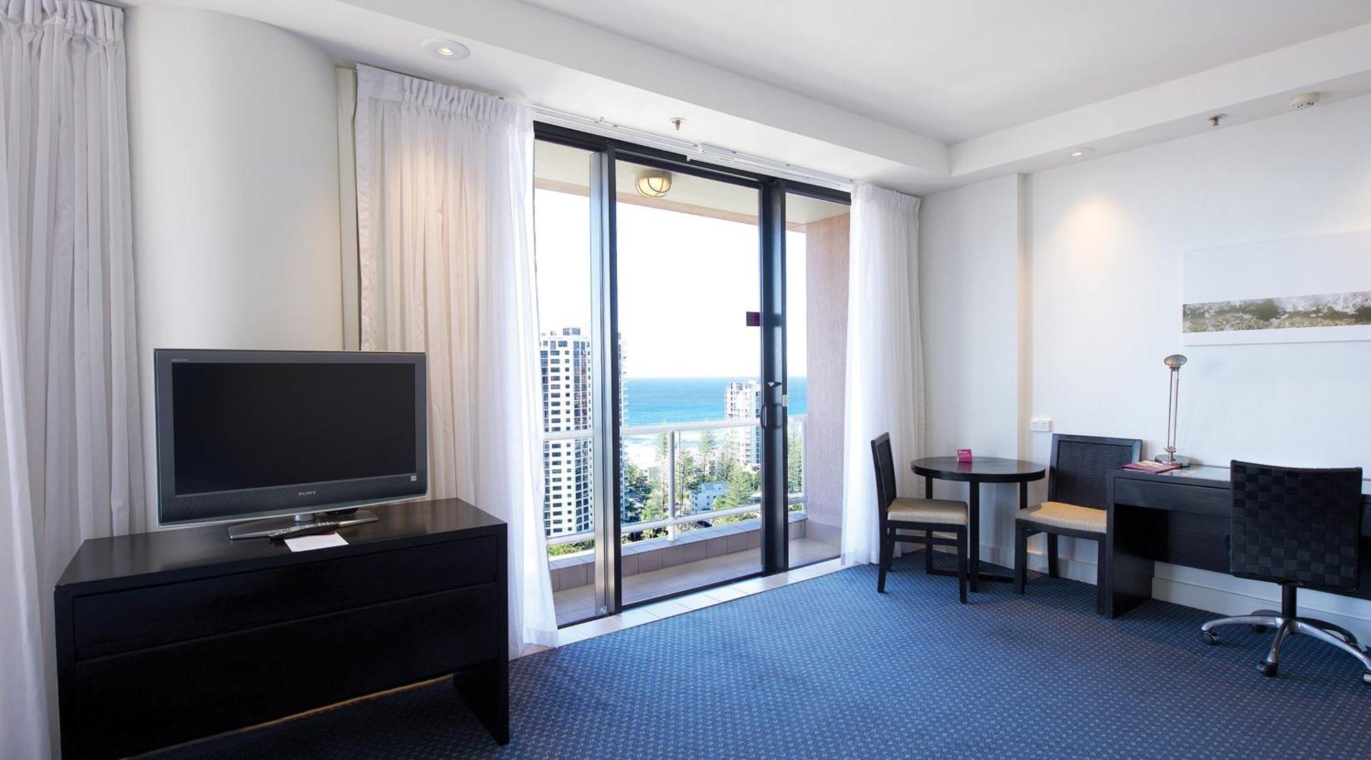 Crowne Plaza Surfers Paradise By Ihg Gold Coast Exterior photo